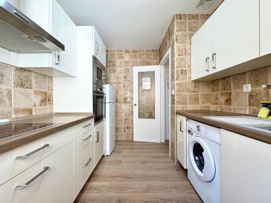 Spacious 3Bd Central Malaga With 2Bh & Ac エクステリア 写真
